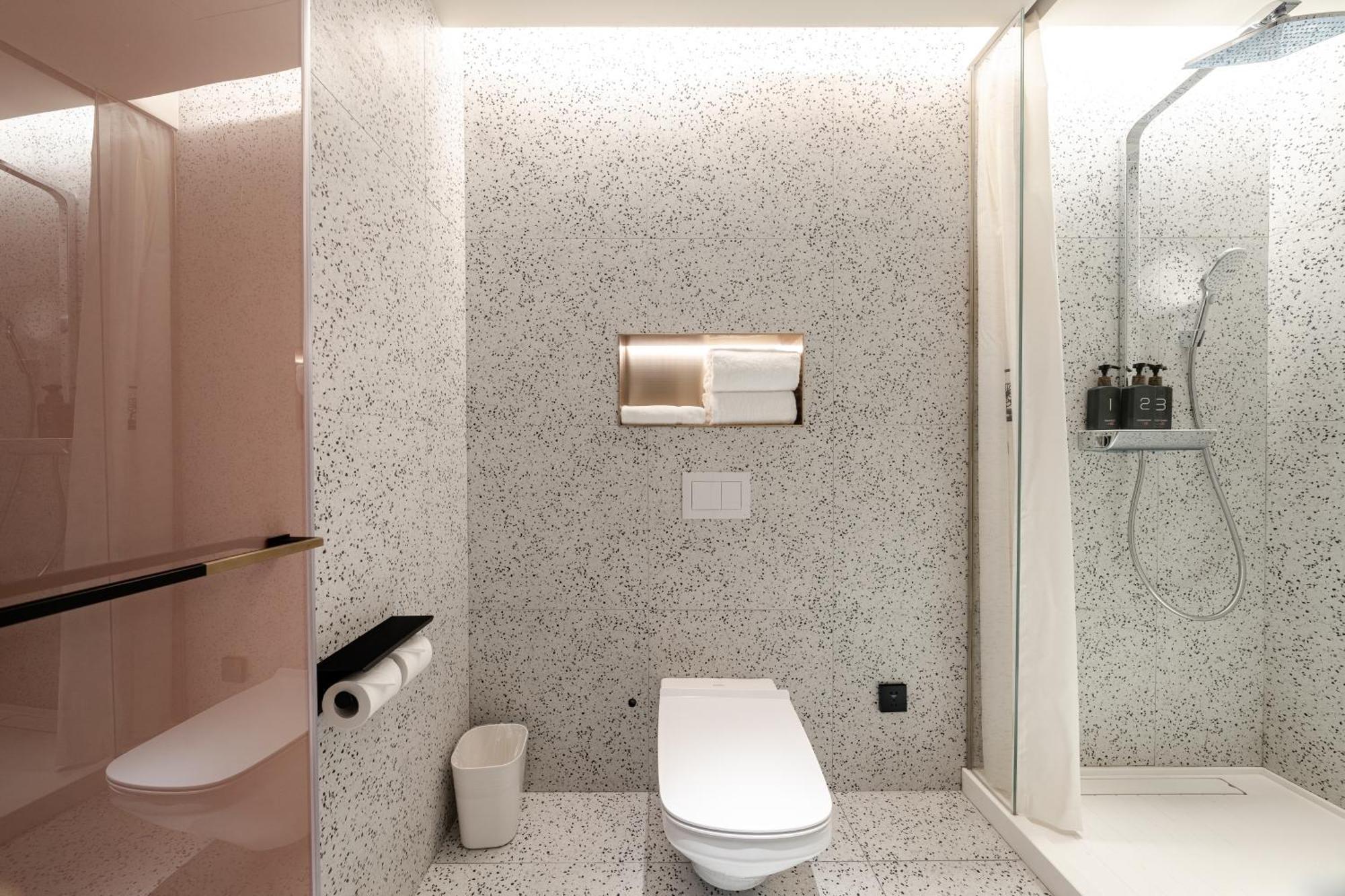 Citigo Jinqiao Jiayou 4*